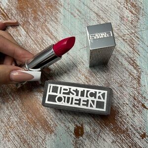 Lipstick queen